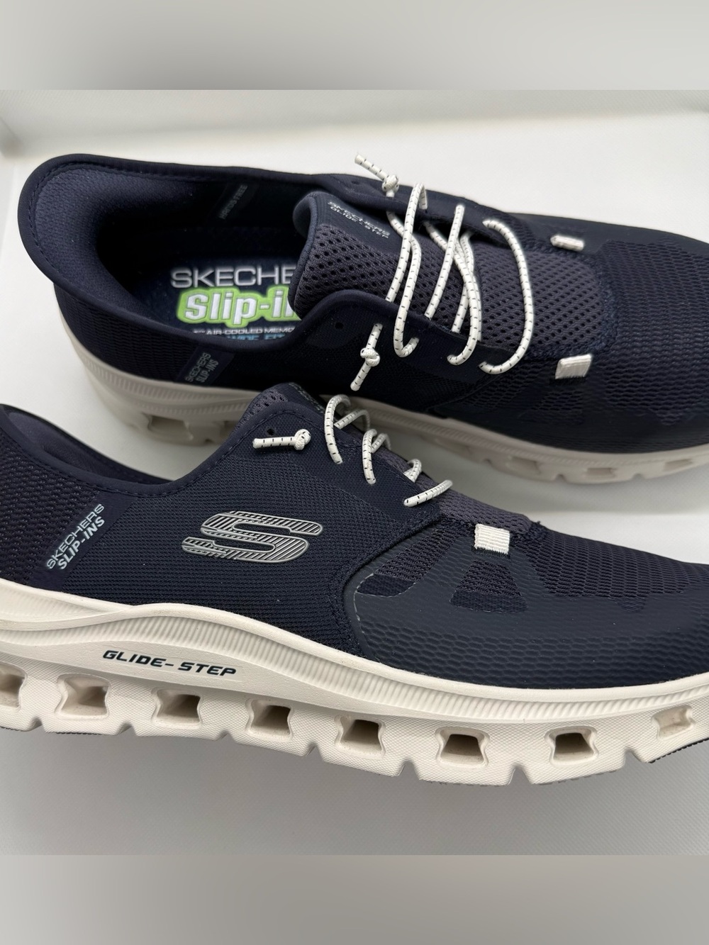 Skechers Men’s Glide-Step Slip-In Sneakers - Navy & White